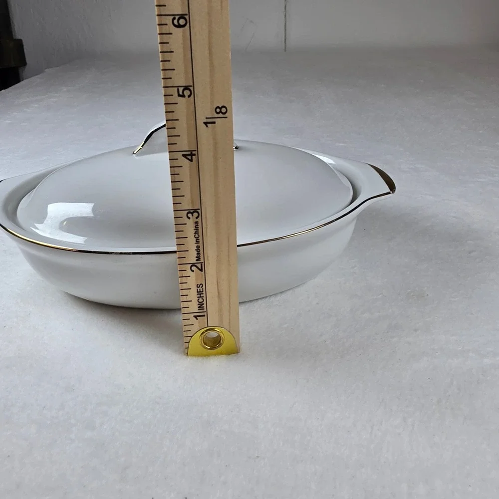 Andrea by Sadek White Gold‎ Trim Oval Covered Casserole Dish Oven to Table Japan